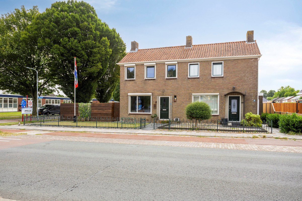 Twee-onder-één-kap te koop: Kruisstraat 19A, Musselkanaal