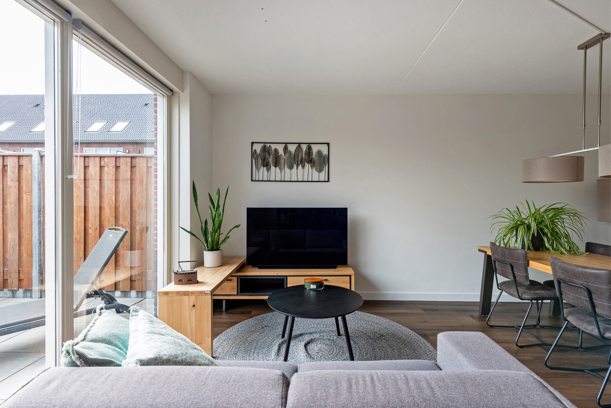 Appartement te koop: Saffier 47, Roelofarendsveen