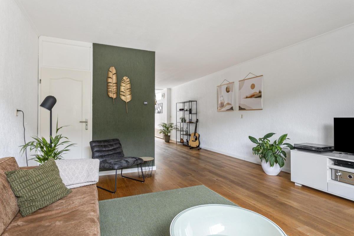 Hoekwoning te koop: Sint Hubertus 45, Ede