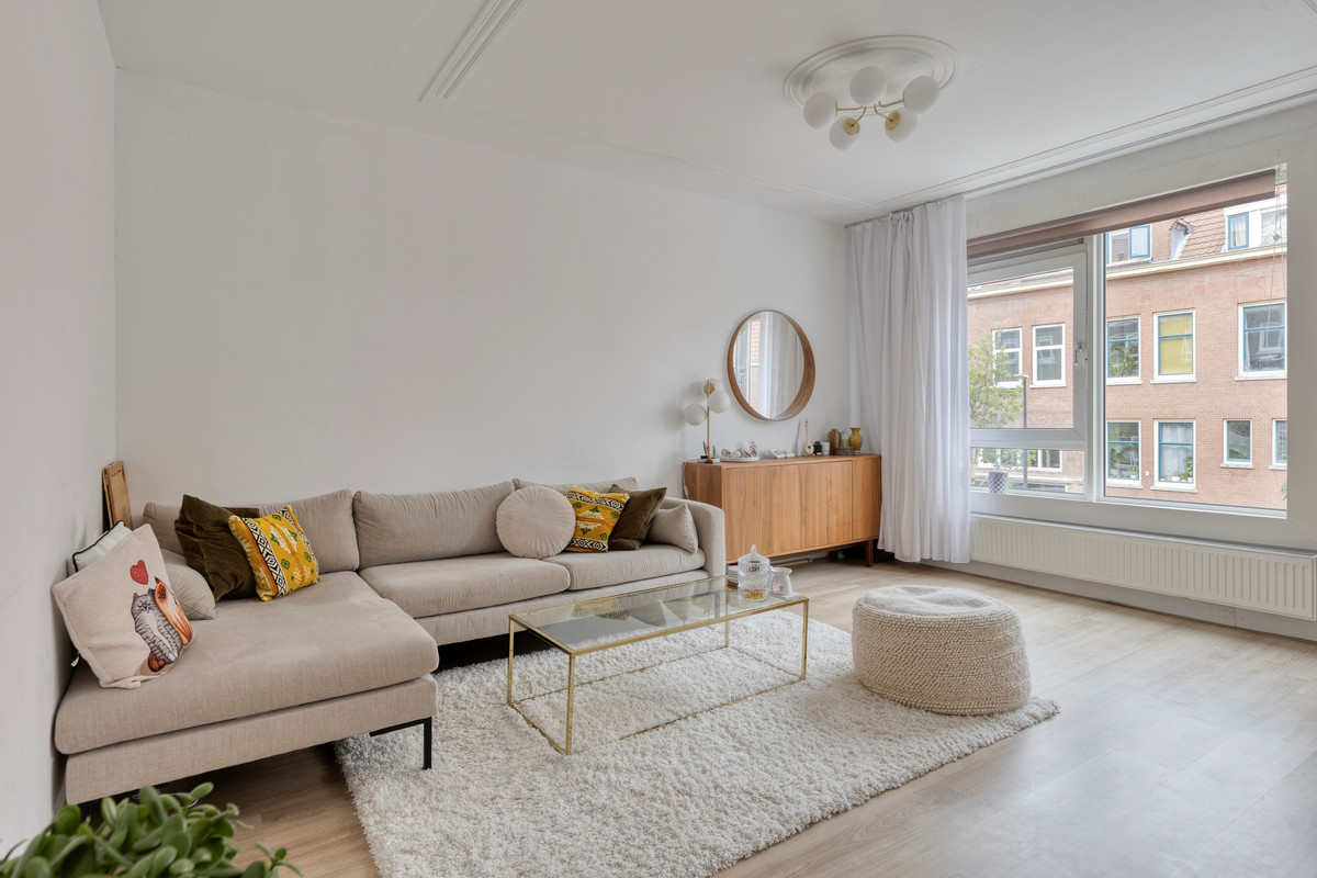 Appartement te koop: Sint Liduinastraat 96A2, Schiedam
