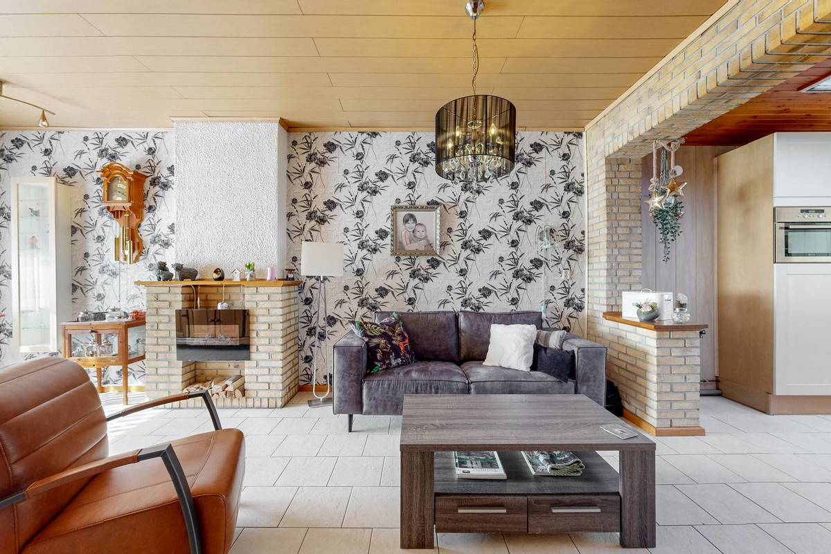 Hoekwoning te koop: Surinamestraat 19, Geleen