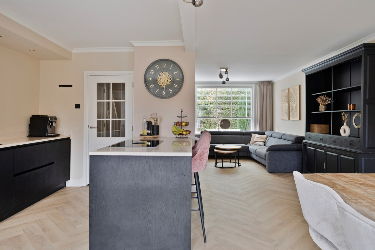 Tussenwoning te koop: Fréderic de Ramlaan 9, Halsteren