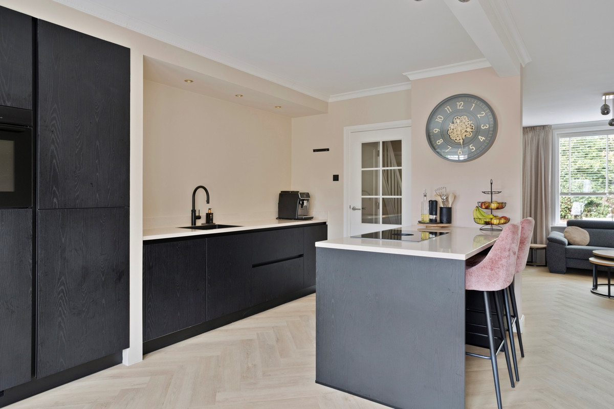 Tussenwoning te koop: Fréderic de Ramlaan 9, Halsteren