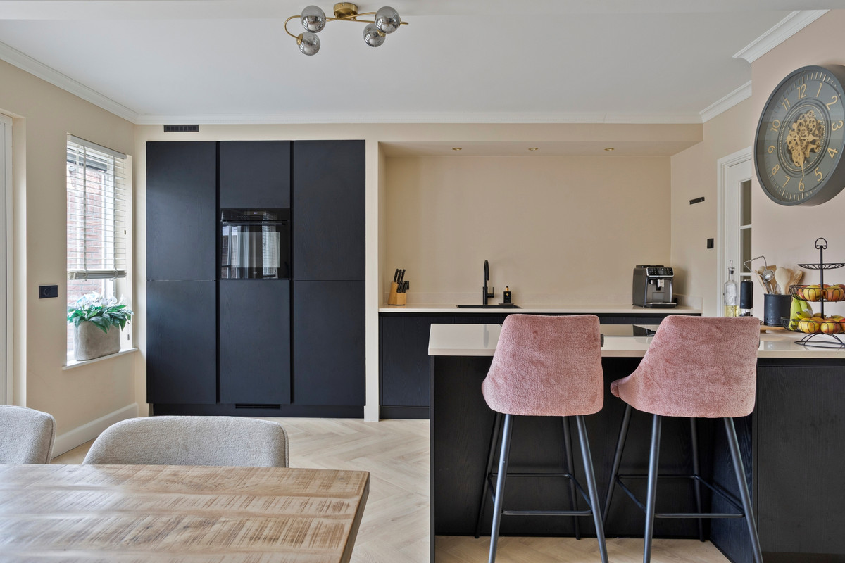 Tussenwoning te koop: Fréderic de Ramlaan 9, Halsteren