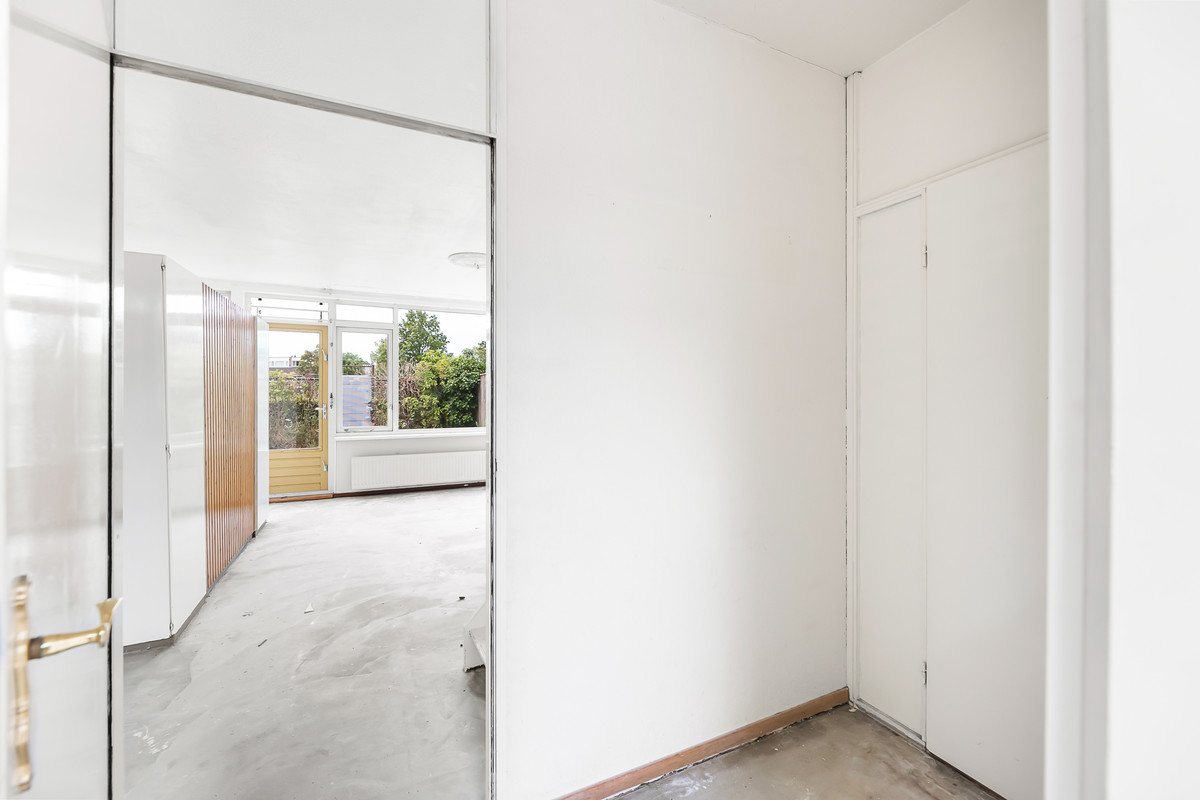 Tussenwoning te koop: Ijsselstraat 19, Oost-Souburg