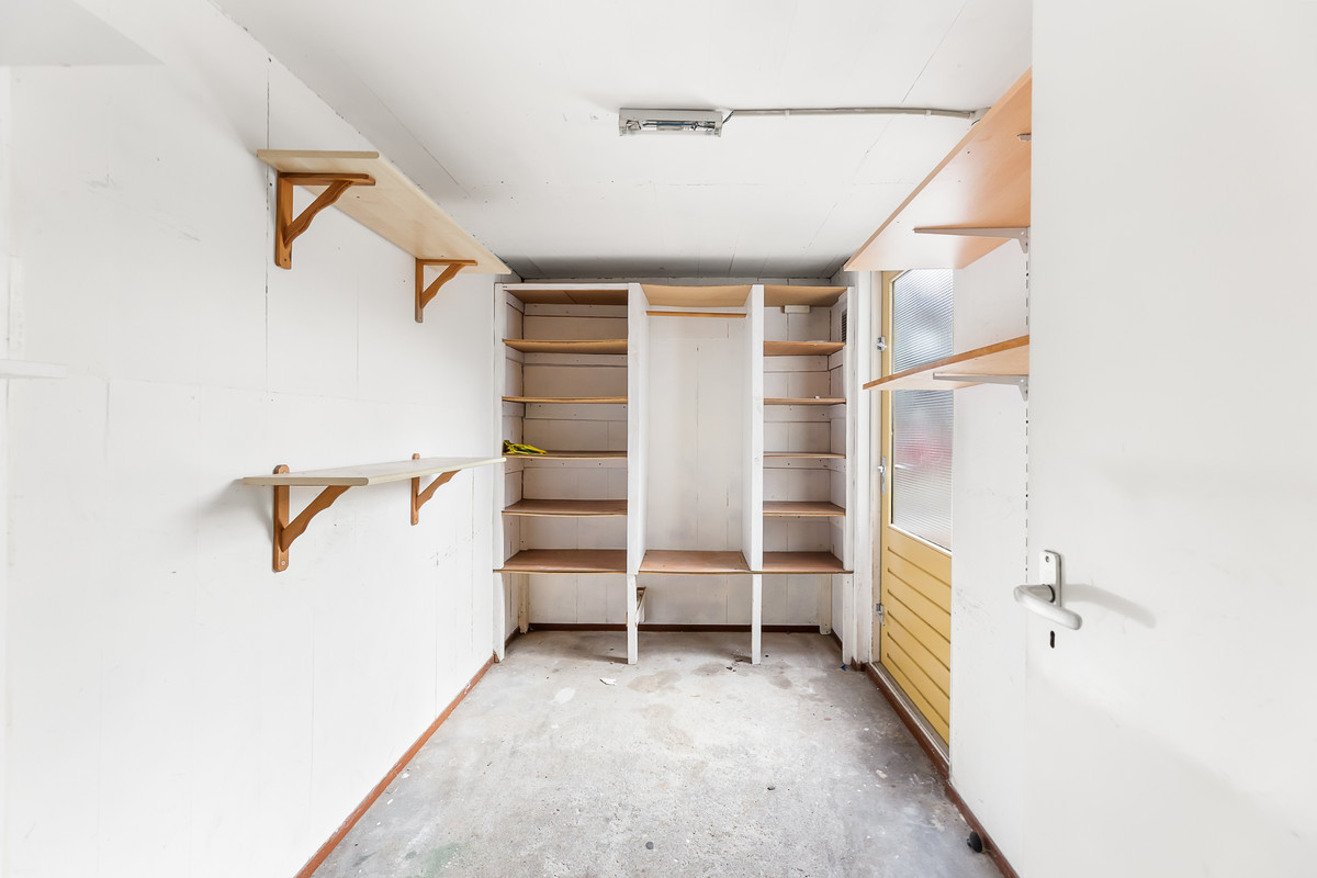 Tussenwoning te koop: Ijsselstraat 19, Oost-Souburg