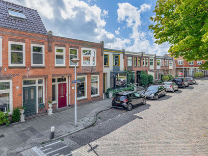 Hertzogstraat 64