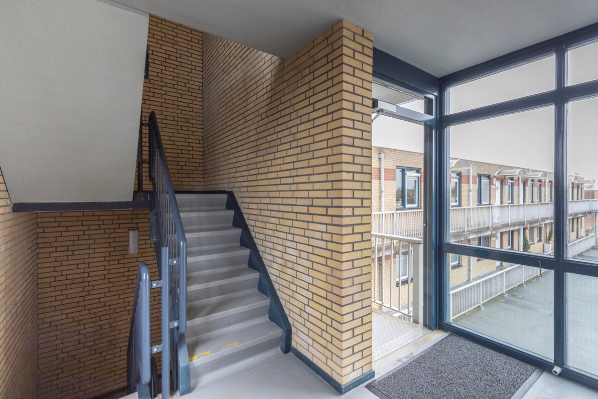 Appartement te koop: Kruisweg 979B, Hoofddorp