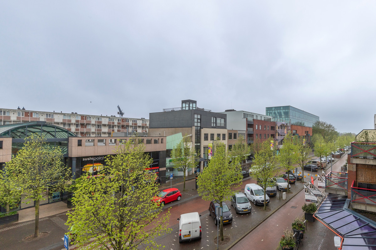 Appartement te koop: Kruisweg 979B, Hoofddorp