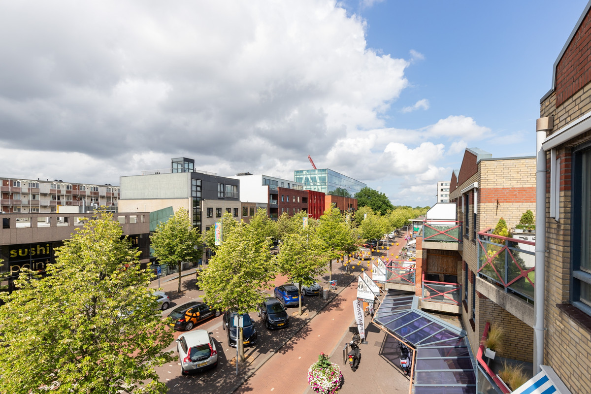 Appartement te koop: Kruisweg 979B, Hoofddorp