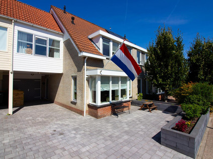 Middenweg 129