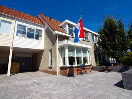Middenweg 129
