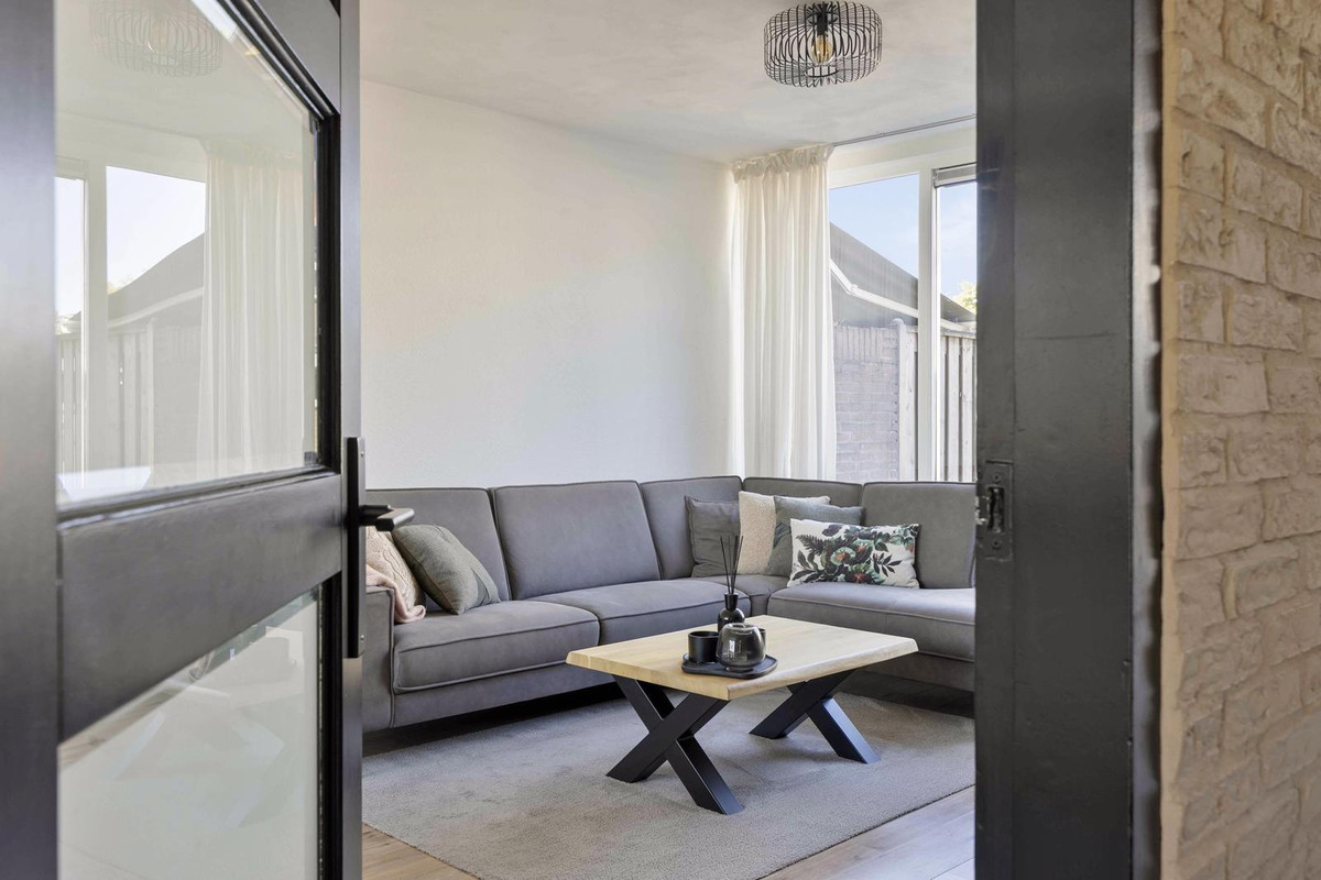 Tussenwoning te koop: Laurierhof 3, Etten-Leur