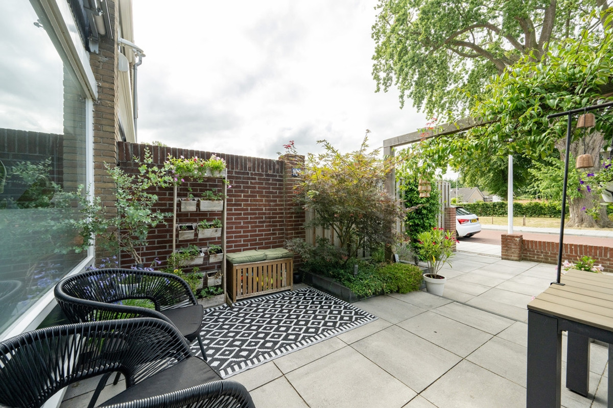 Tussenwoning te koop: Oranjehof 109, Leerdam