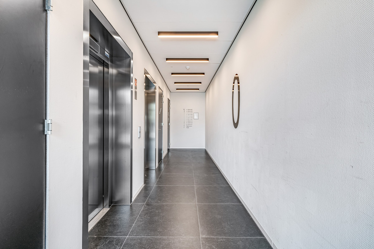 Appartement te koop: Mies Van Der Rohestraat 123, Hoofddorp