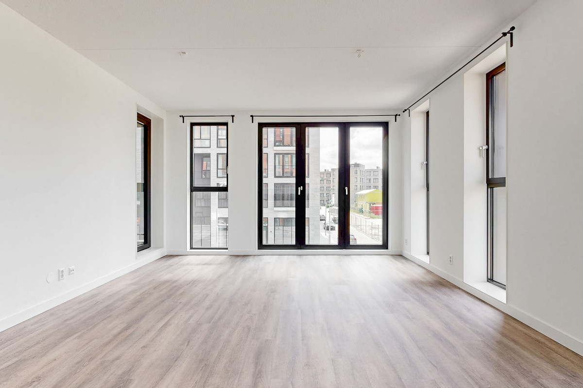 Appartement te koop: Mies Van Der Rohestraat 123, Hoofddorp