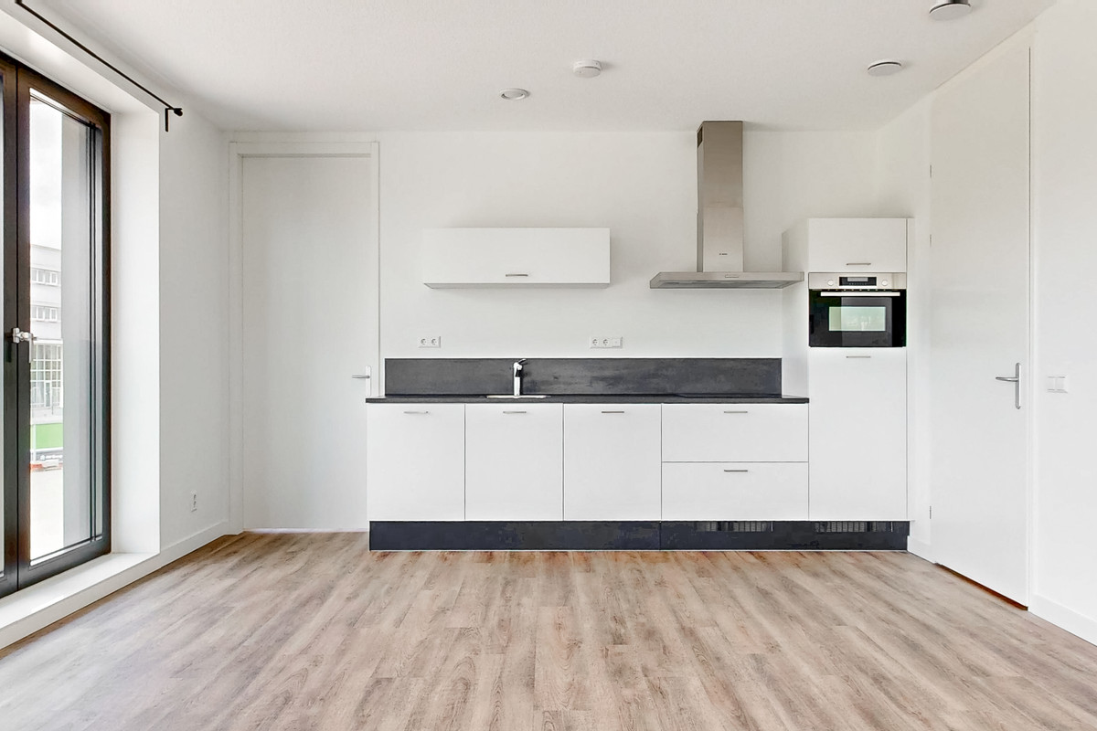 Appartement te koop: Mies Van Der Rohestraat 123, Hoofddorp