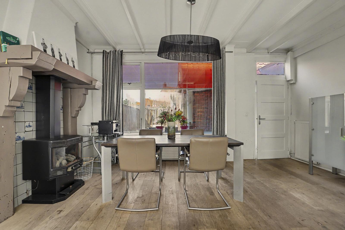 Twee-onder-één-kap te koop: van Randwijckstraat 8, Yerseke