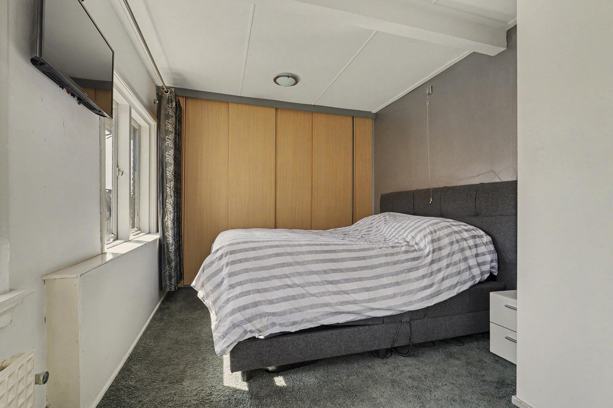 Twee-onder-één-kap te koop: van Randwijckstraat 8, Yerseke