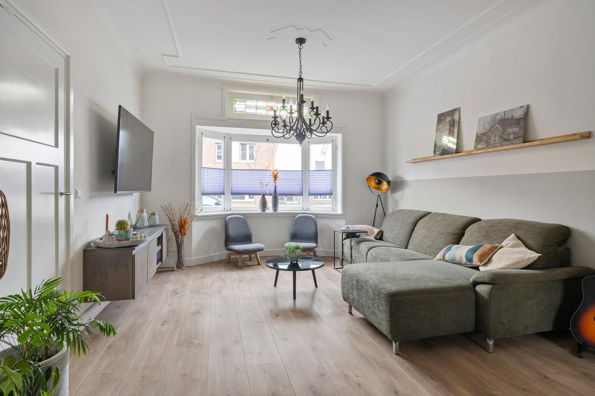 Hoekwoning te koop: Sluisstraat 25, Veghel