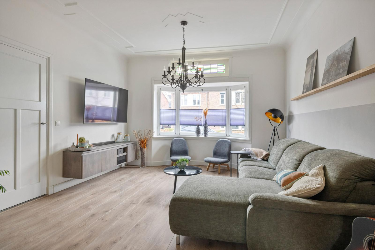 Hoekwoning te koop: Sluisstraat 25, Veghel