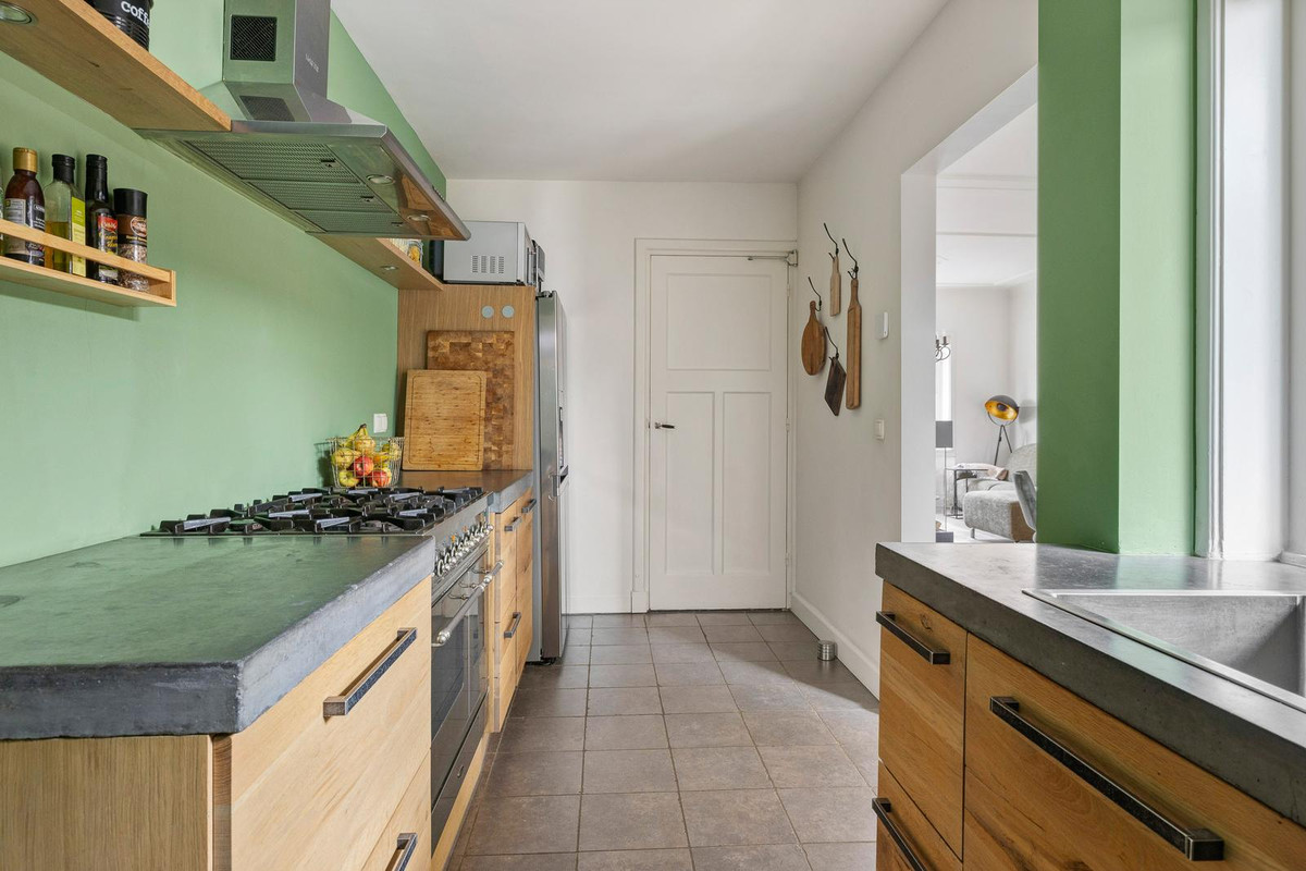 Hoekwoning te koop: Sluisstraat 25, Veghel