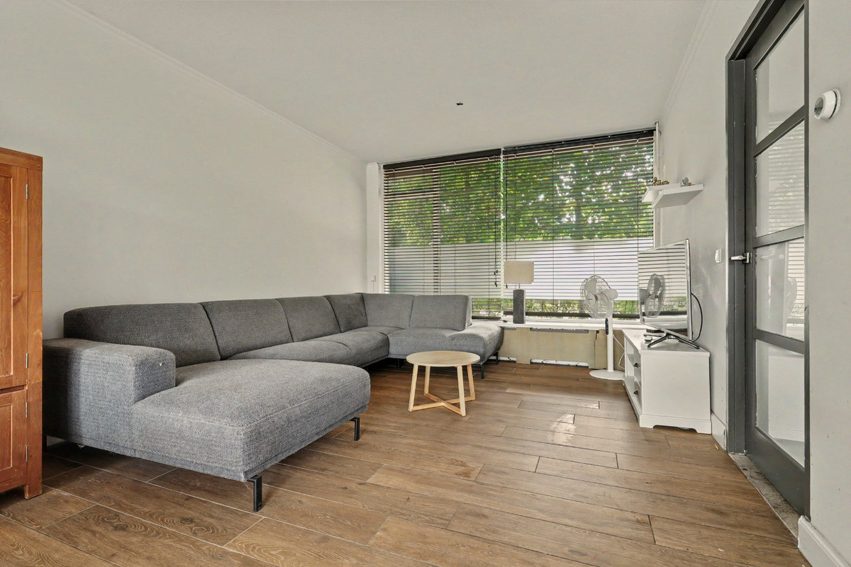 Tussenwoning te koop: Schaepmanlaan 47, Ossendrecht