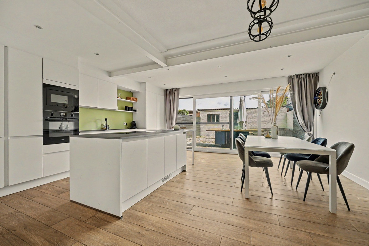 Tussenwoning te koop: Schaepmanlaan 47, Ossendrecht
