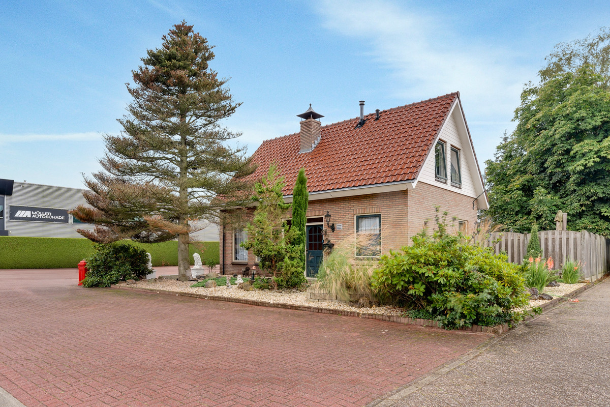 Vrijstaande woning te koop: Fleuweweg 6, Enter