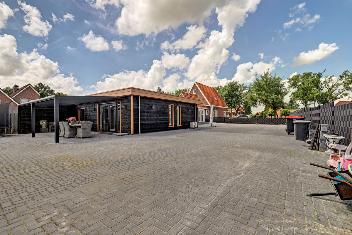 Vrijstaande woning te koop: Hoofdkanaal OZ 71, Emmer-Compascuum