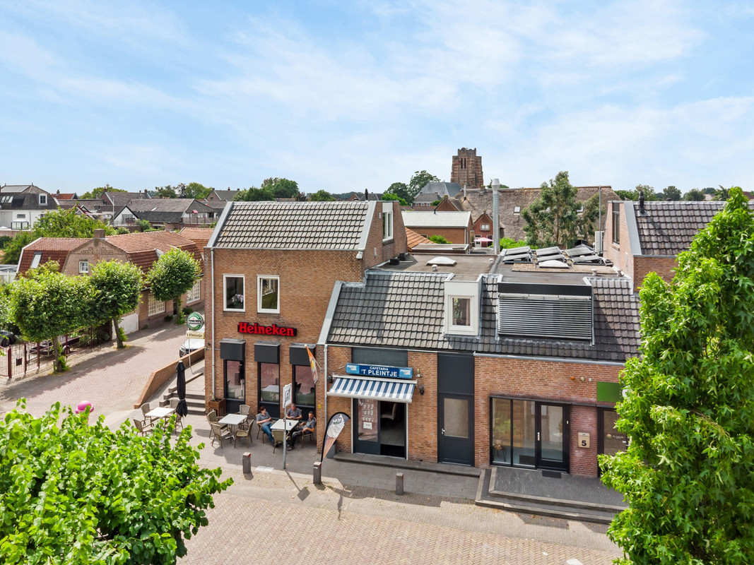 Appartement te koop: Dorpsplein 3, Beesd
