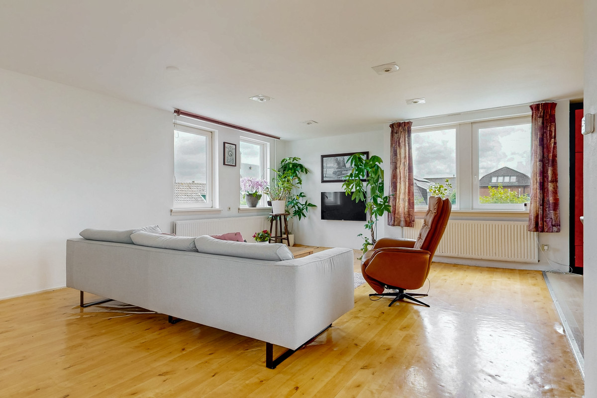 Appartement te koop: Dorpsplein 3, Beesd