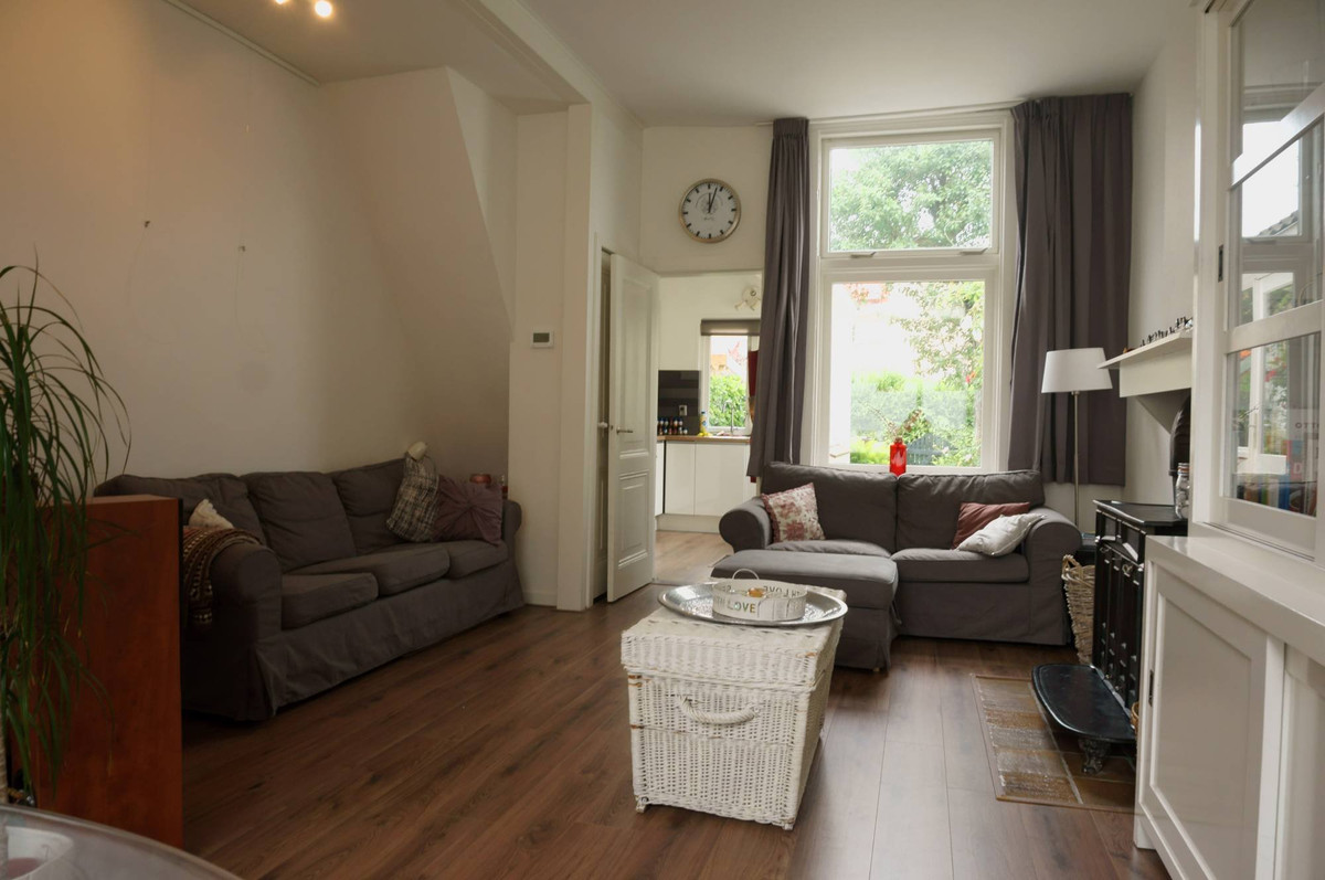 Tussenwoning te huur: Nicolaasweg 131, Utrecht