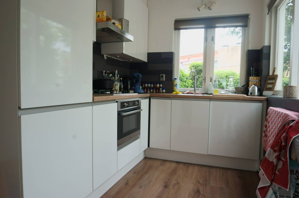 Tussenwoning te huur: Nicolaasweg 131, Utrecht