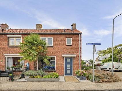 Burgemeester van Oeverenstraat 21