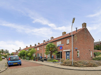 Burgemeester van Oeverenstraat 21