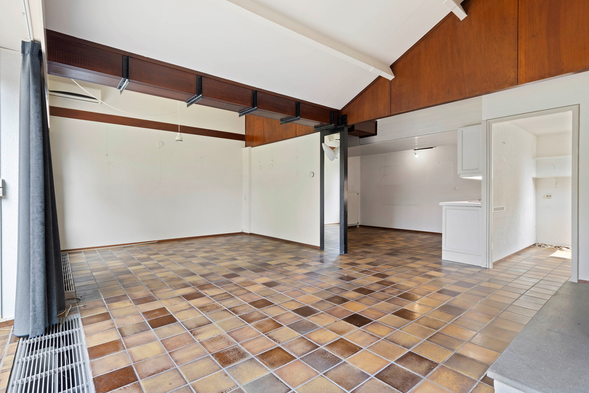 Tussenwoning te koop: Gansbeek 82, Geleen