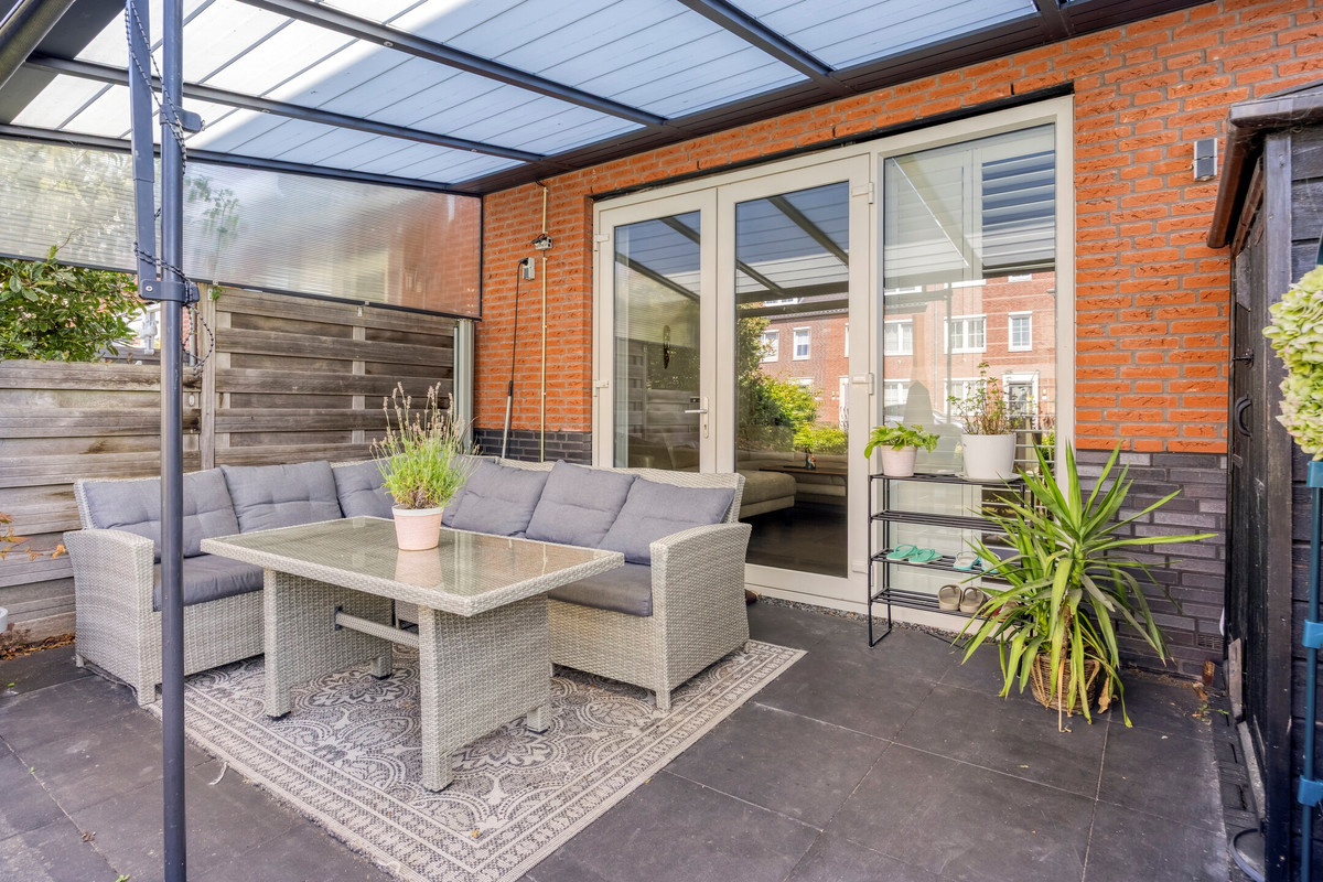 Tussenwoning te koop: Sterreschans 48, Oegstgeest