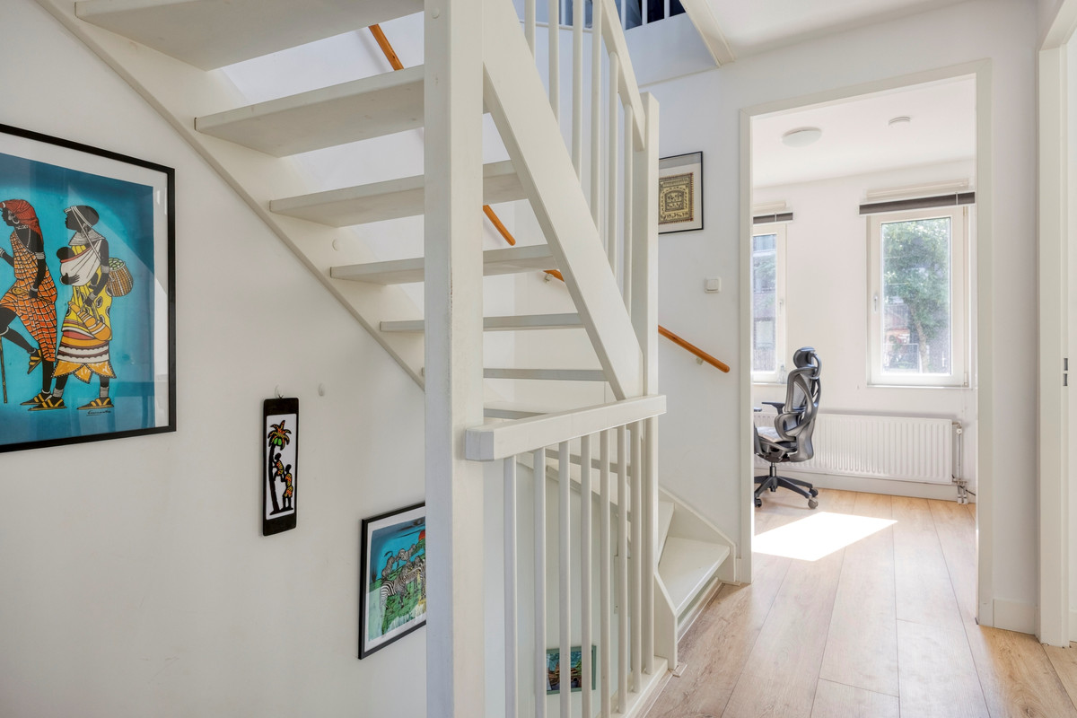 Tussenwoning te koop: Sterreschans 48, Oegstgeest