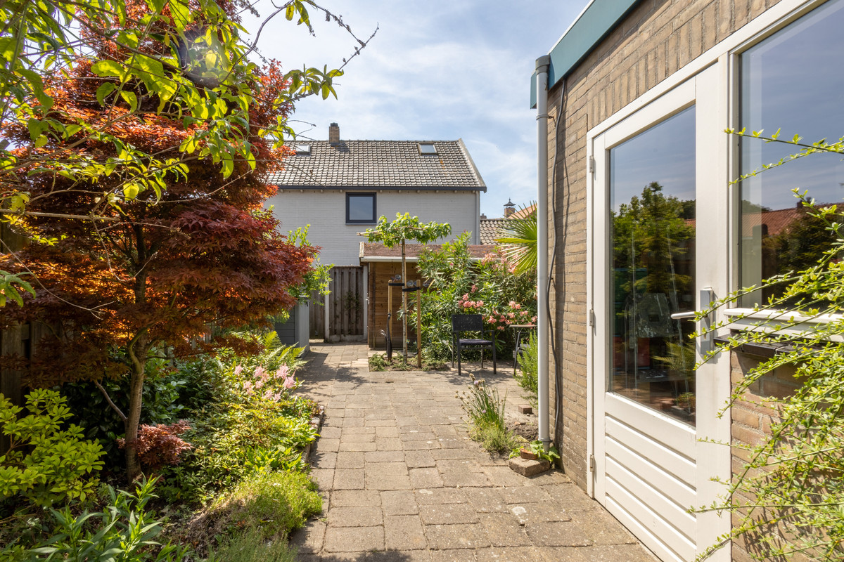 Tussenwoning te koop: Damstraat 74, Yerseke