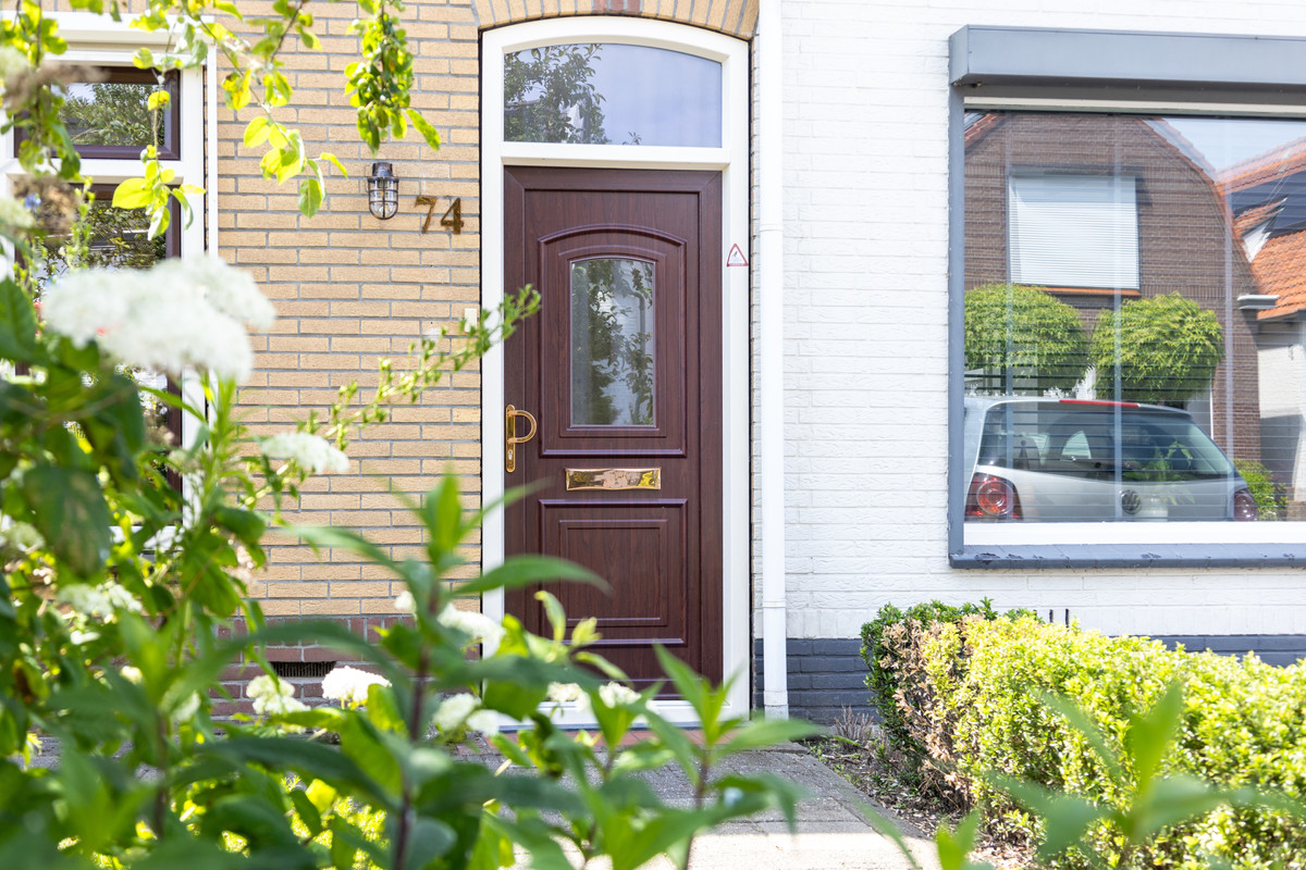 Tussenwoning te koop: Damstraat 74, Yerseke