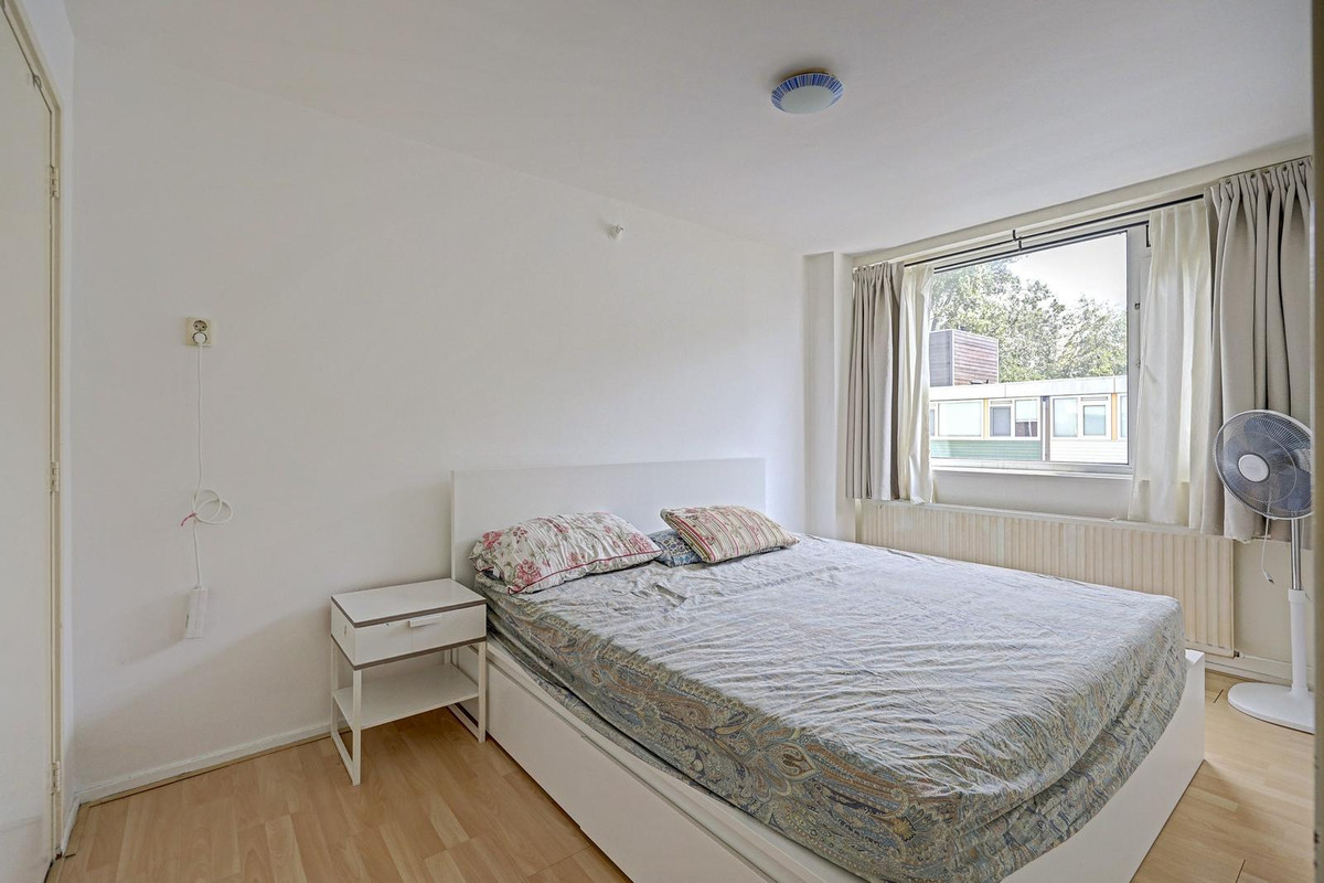 Tussenwoning te koop: Kalmoesstraat 31, Hoogvliet Rotterdam