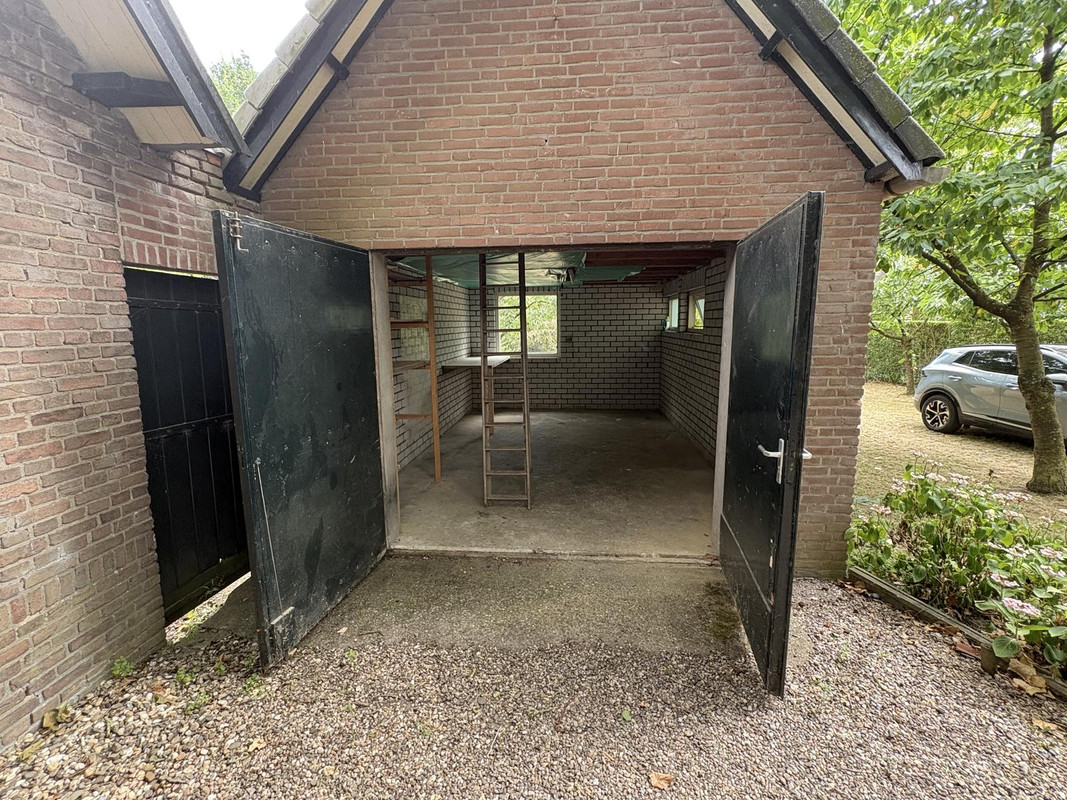 Twee-onder-één-kap te huur: Ressensestraat 32, Ressen