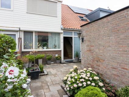 Bernhardstraat 11