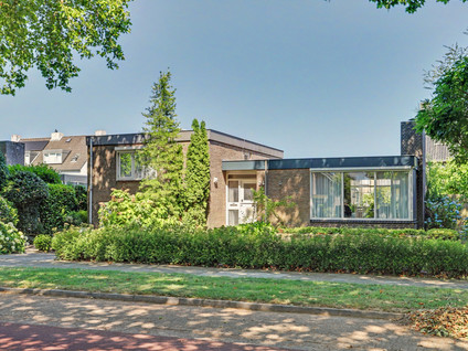 Churchill-Laan 26