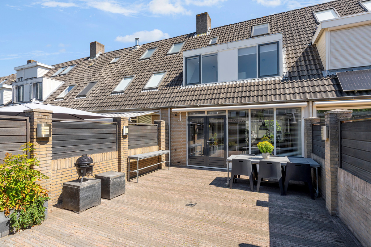 Tussenwoning te koop: Dorthstraat 17, Tilburg