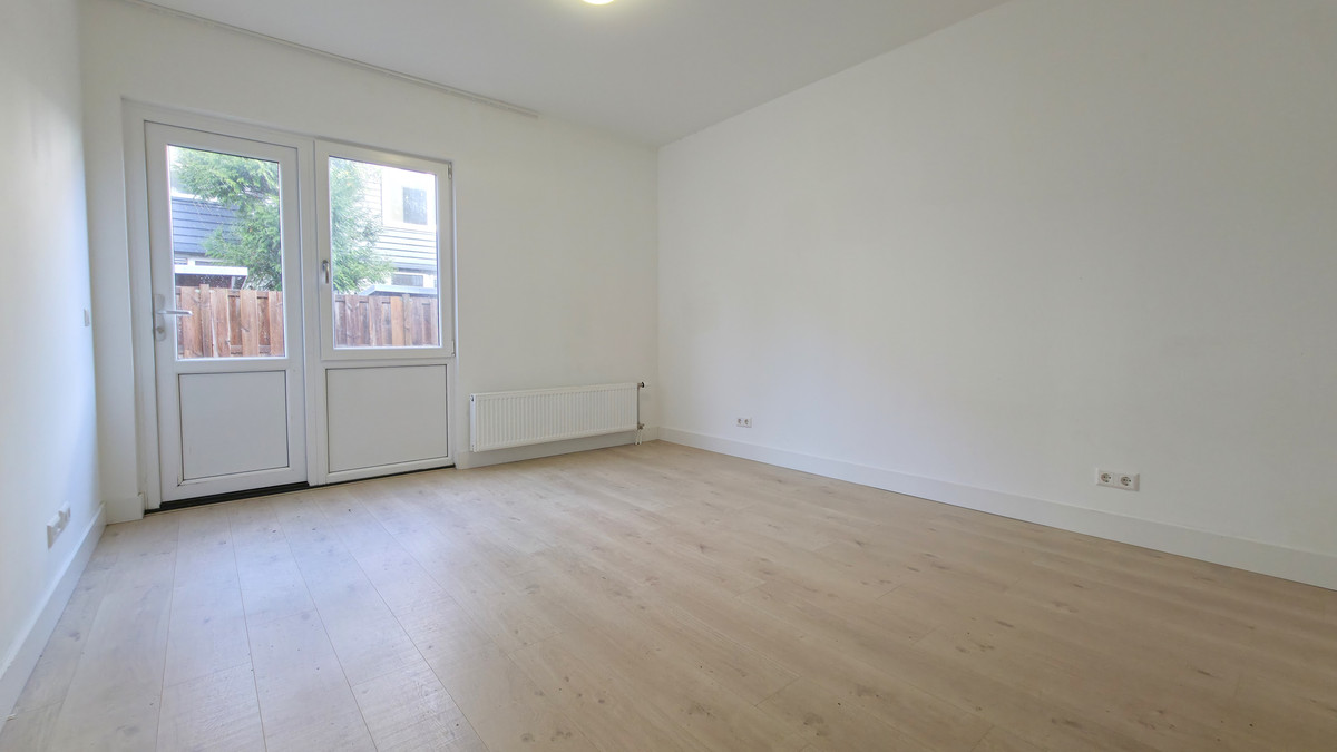 Appartement te koop: Strevelsweg 23A, Rotterdam