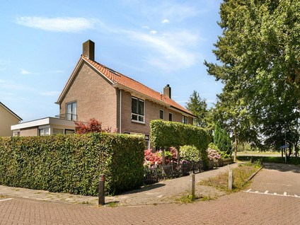 Burghzatenplein 15