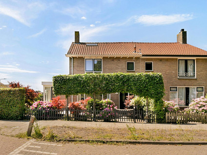Burghzatenplein 15