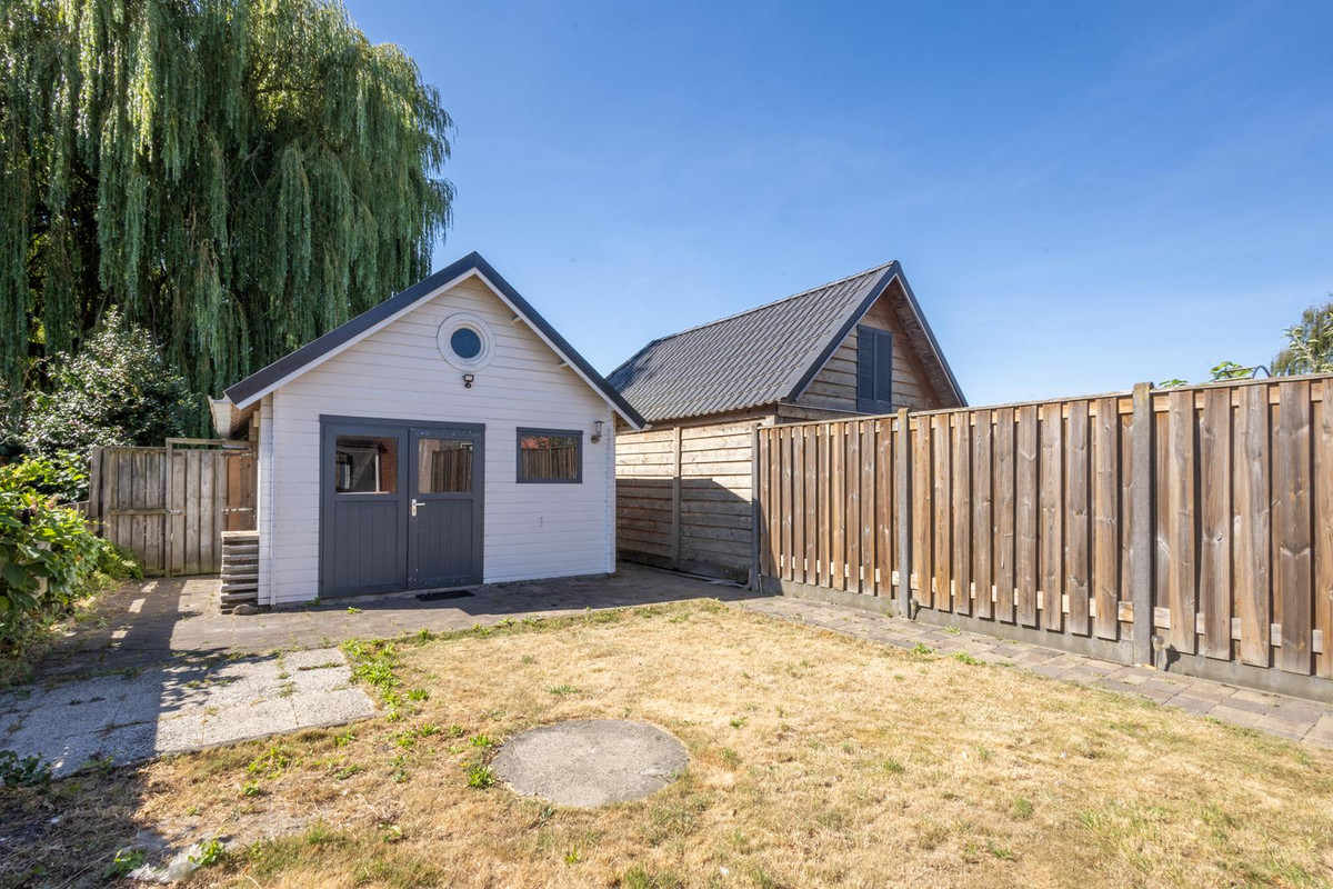Tussenwoning te koop: Rozemarijnstraat 11, Zaamslag